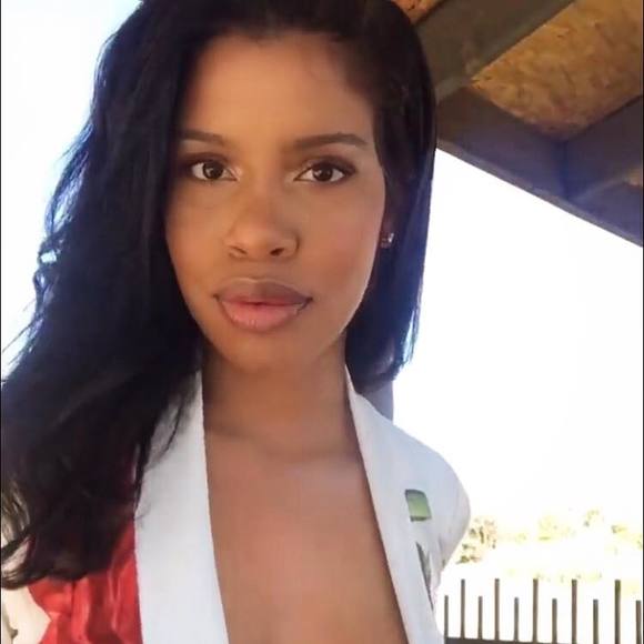 Meet your Posher, Jessica - Picture 1 of 1